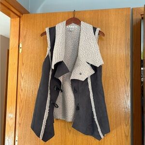 Ellison Cream and Gray Shearling Vest